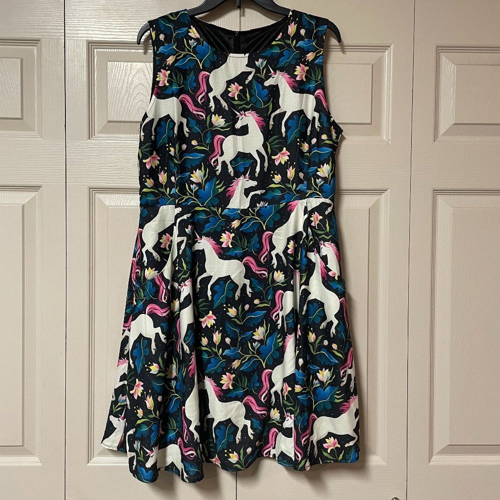 L.A. Soul Sleeveless Unicorn Print Mythical Magic Dress Black Sleeveless Sz L